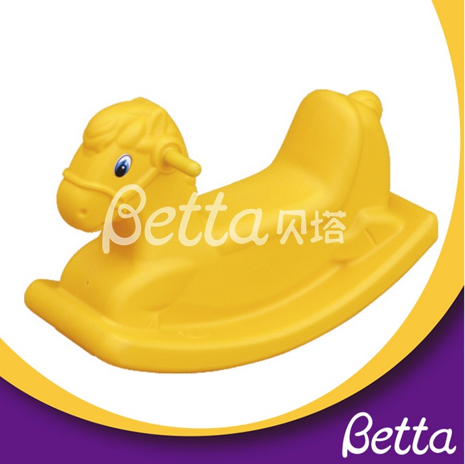 Bettaplay катание на лошадке, маленькая милая поездка на животном